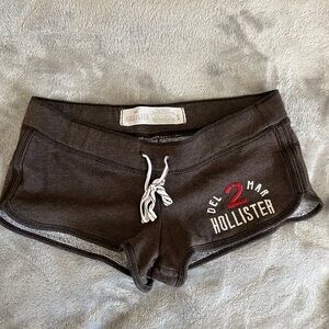 Vintage Hollister shorts!